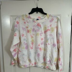 Old Navy Sweatshirt. Size L. Normal wear. Very clean. Smoke free.